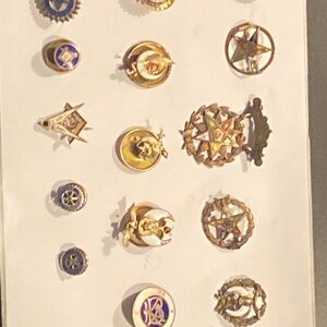 Masonic & Fraternal Pins dating from 1930 bundle of 15